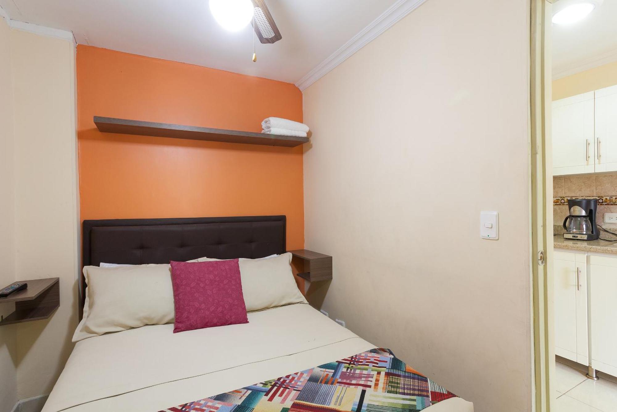 Apartamentos Laureles De La 70 메딜린 외부 사진